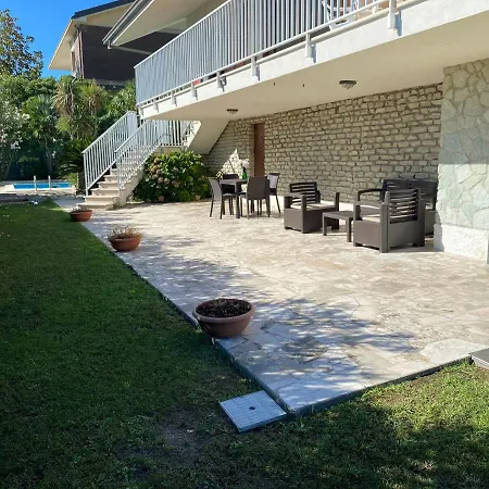 Lägenhet Open Space Con Piscina Campofilone